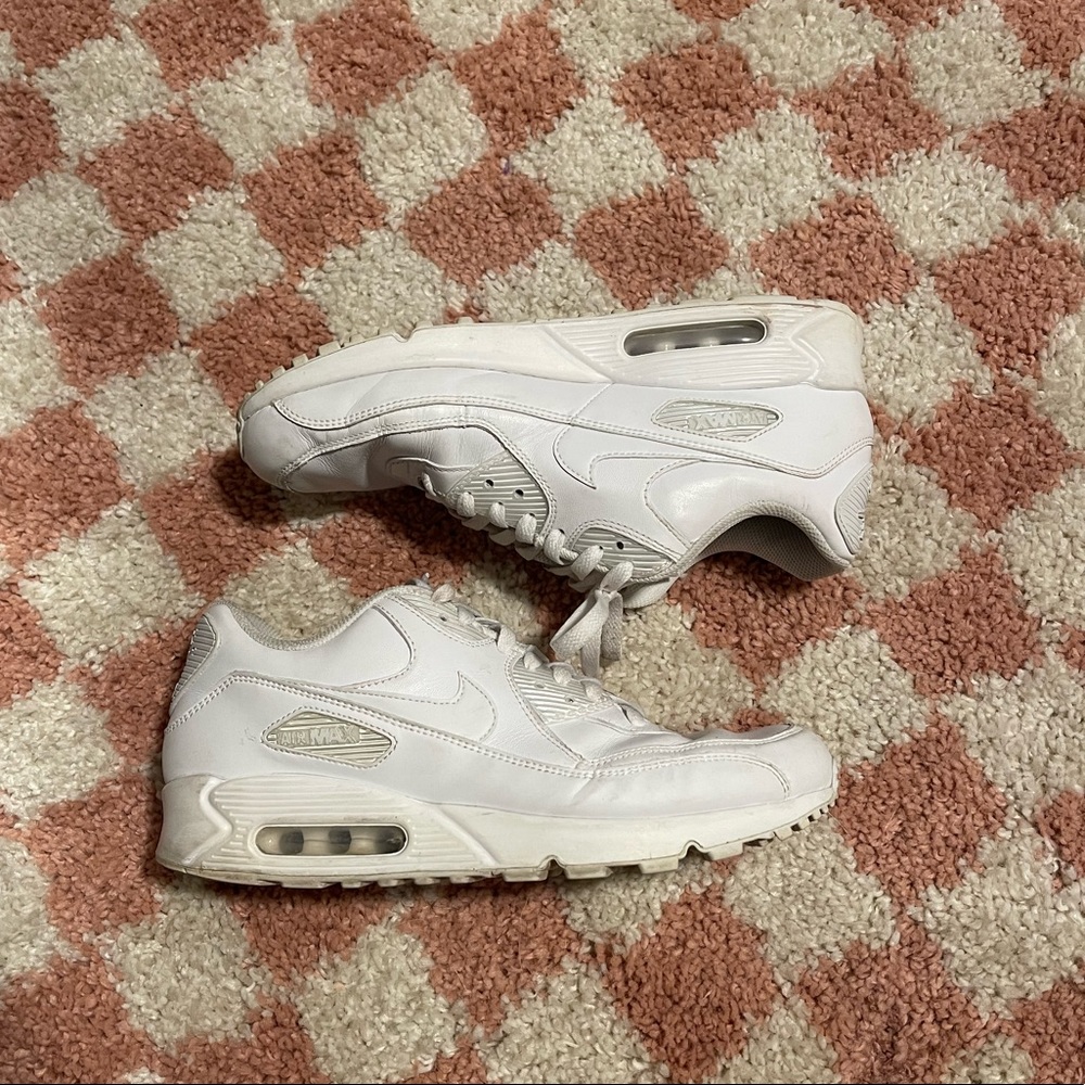 Mens white Nike air max classic retro 97 Nike sneakers size 9.5